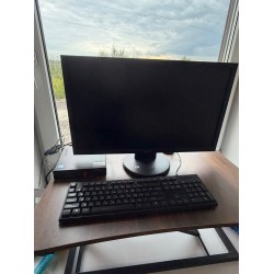 Мини-ПК Lenovo в комплекте