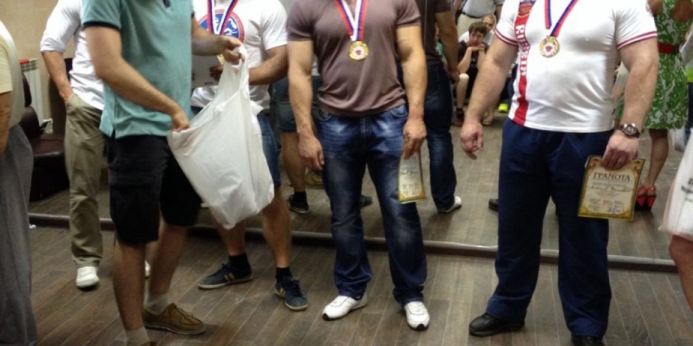 Турнир по жиму лежа